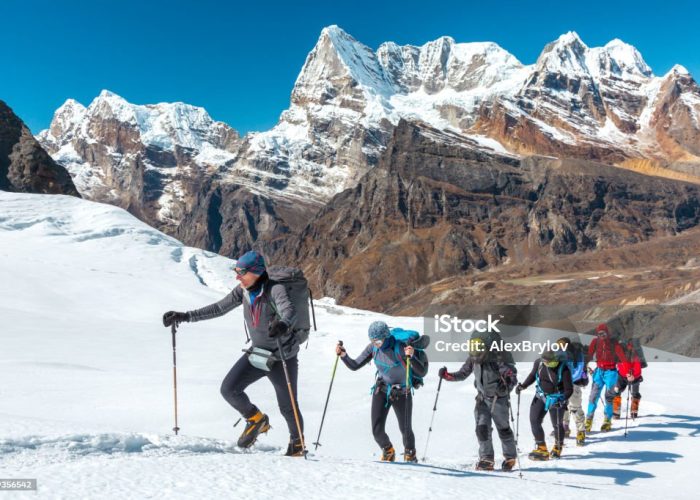 Everest Base Champ